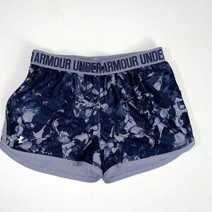 Under Armour Girls Shorts XL